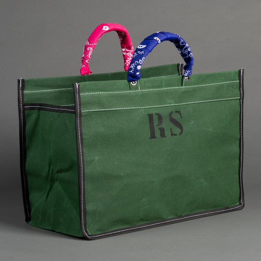 SACOLA DE LONA COM BANDANAS SORTIDAS - VERDE