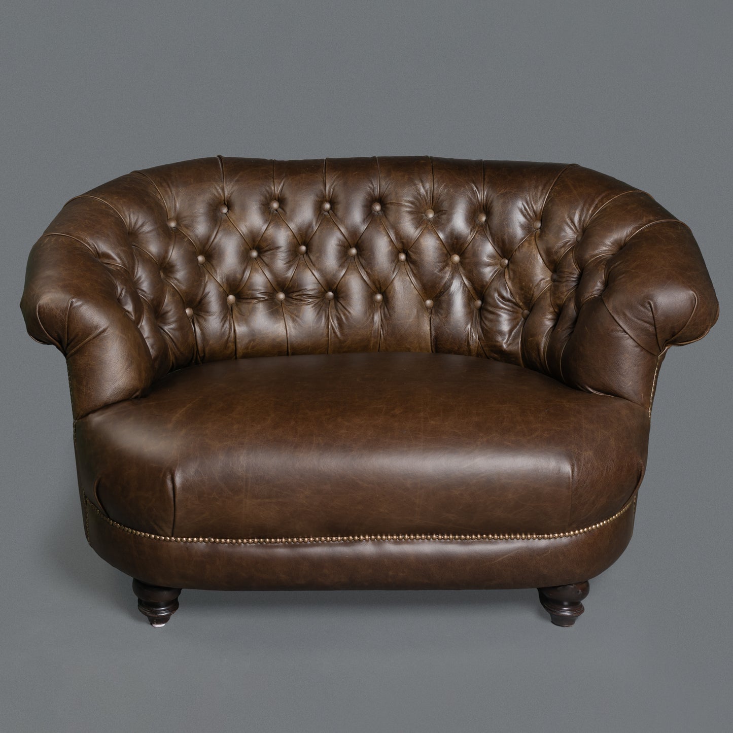 SOFÁ CHESTERFIELD COURO