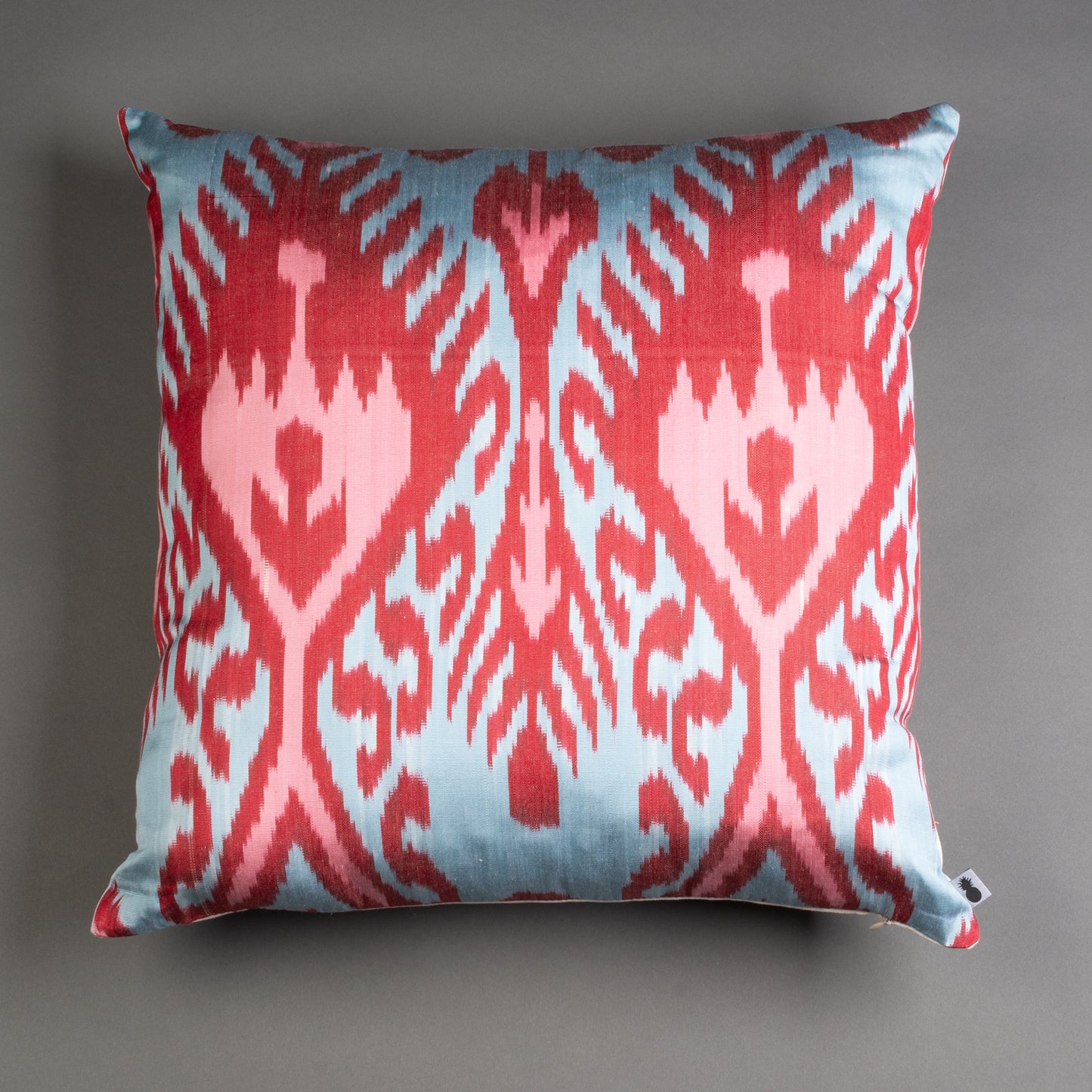 ALMOFADA IKAT DE SEDA IMPORTADA 50x50CM