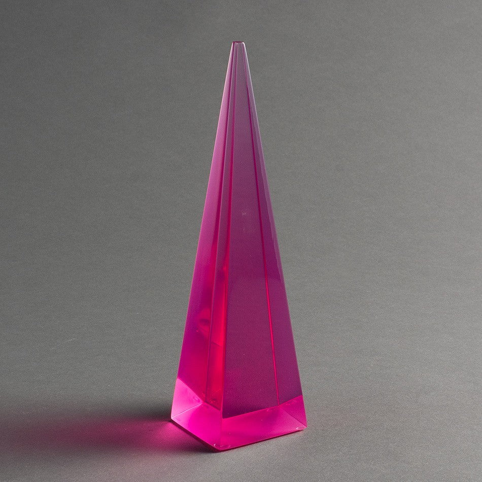ESCULTURA PIRAMIDE P