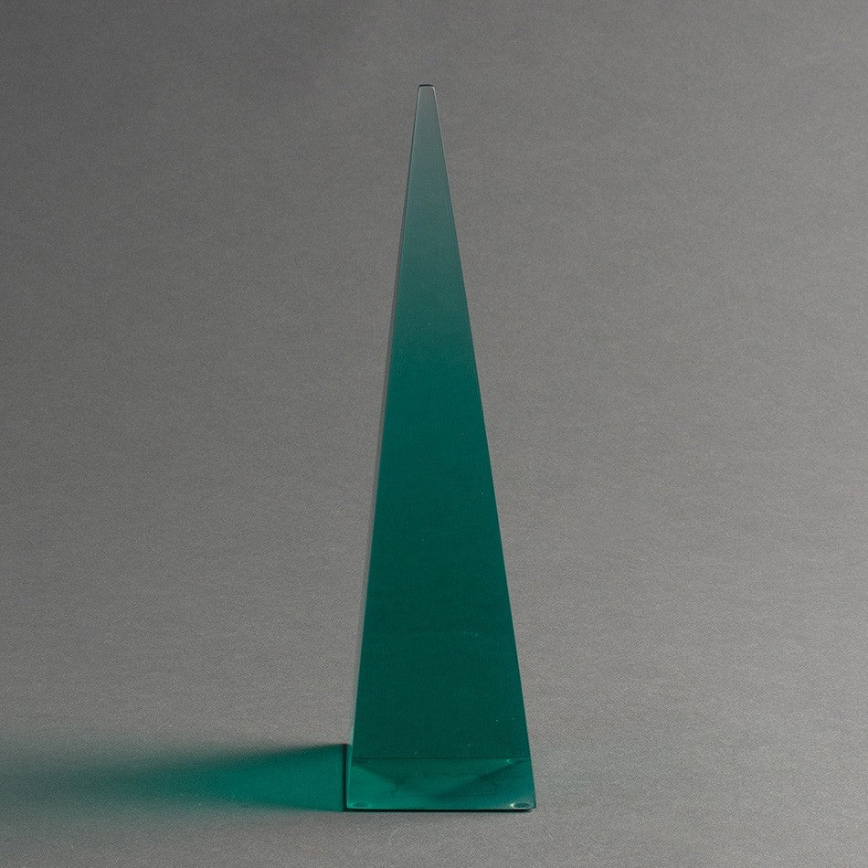 ESCULTURA PIRAMIDE M