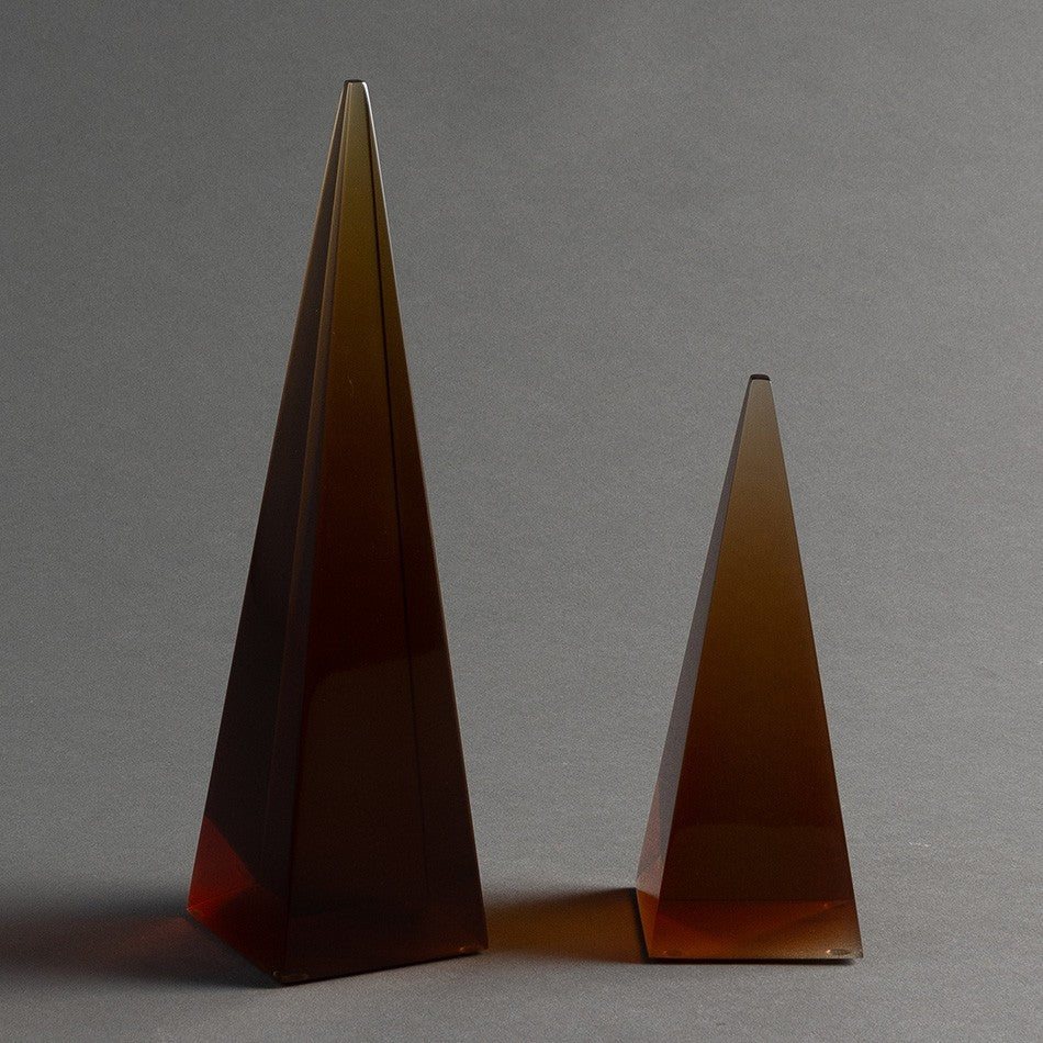 ESCULTURA PIRAMIDE M
