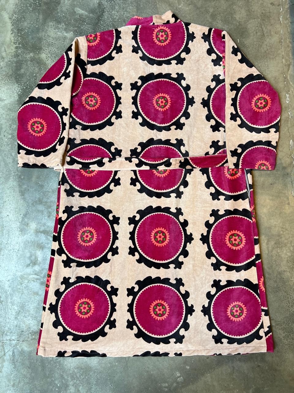 KIMONO VELUDO ESTAMPA SUZANI