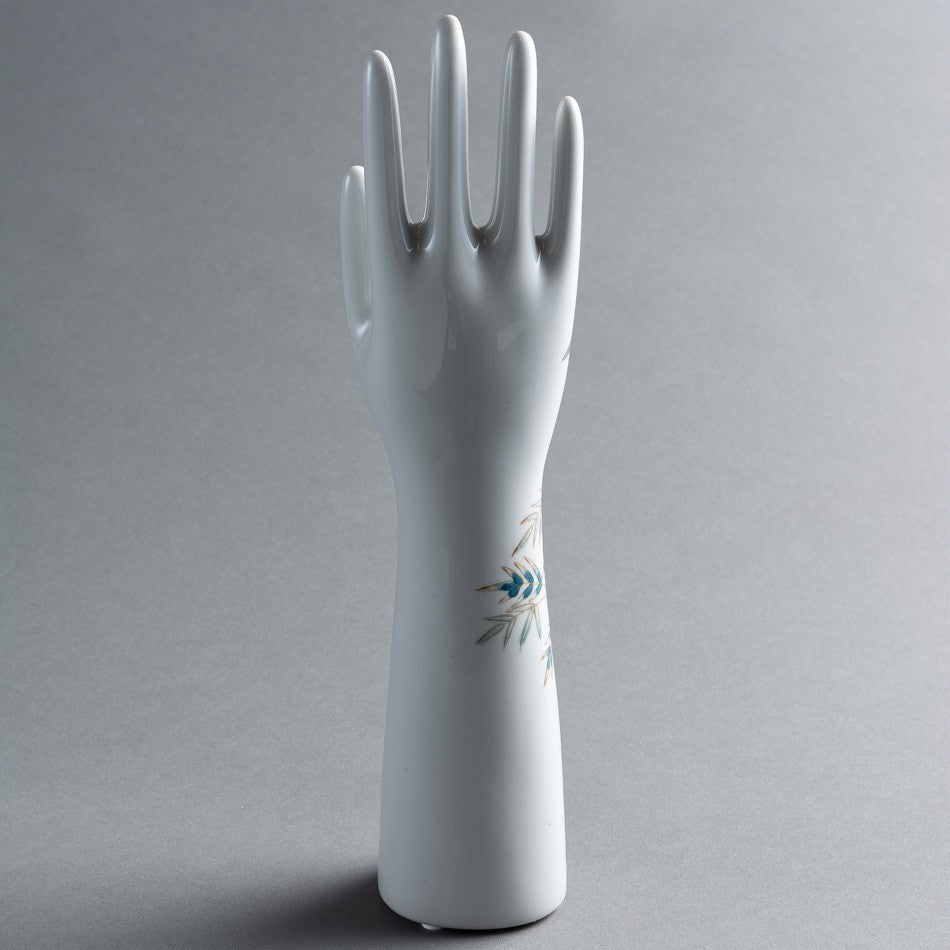 ESCULTURA MANO 2