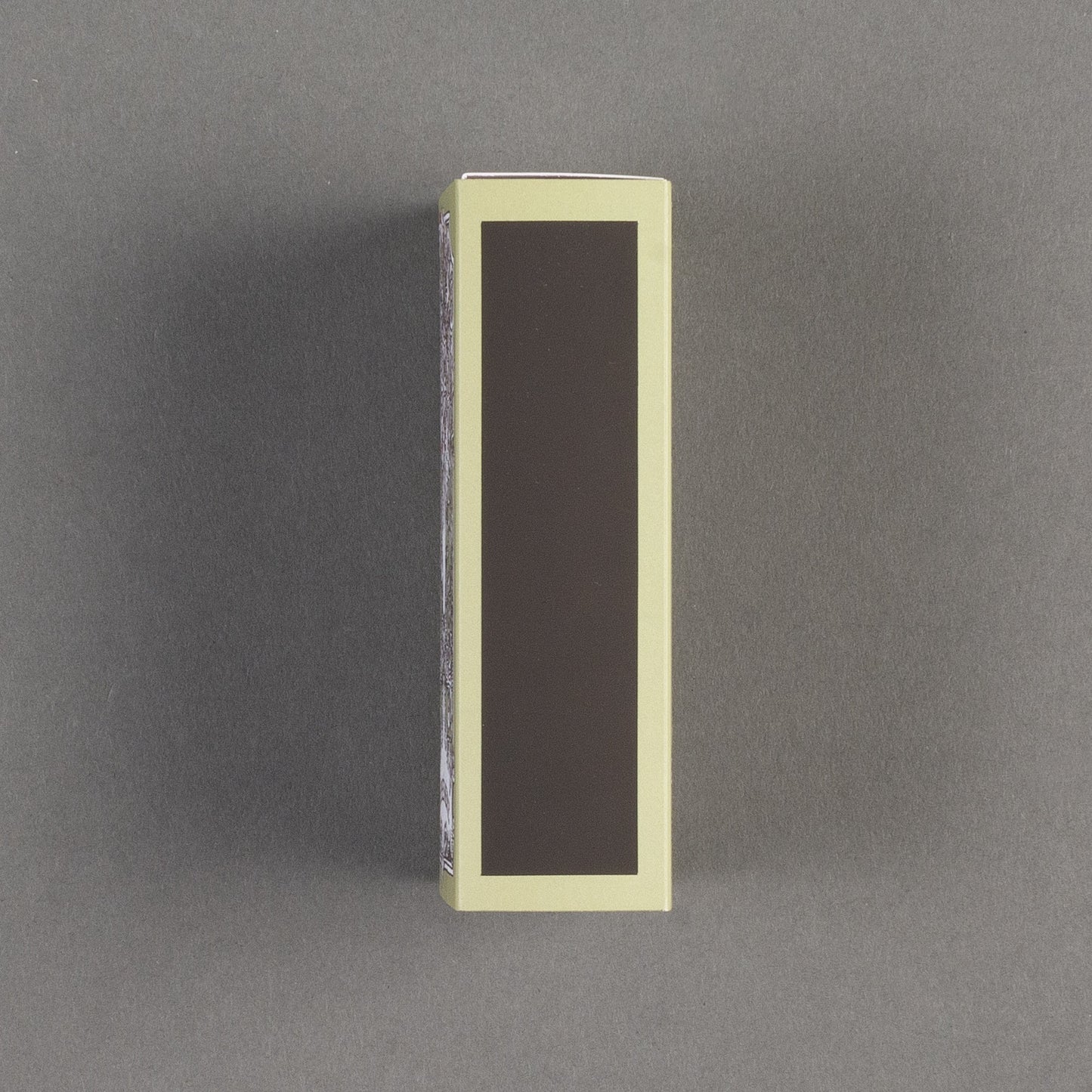 CAIXA DE FÓSFORO L'EPHEMERE NICOLE BUSTAMANTE BRICK MATTE