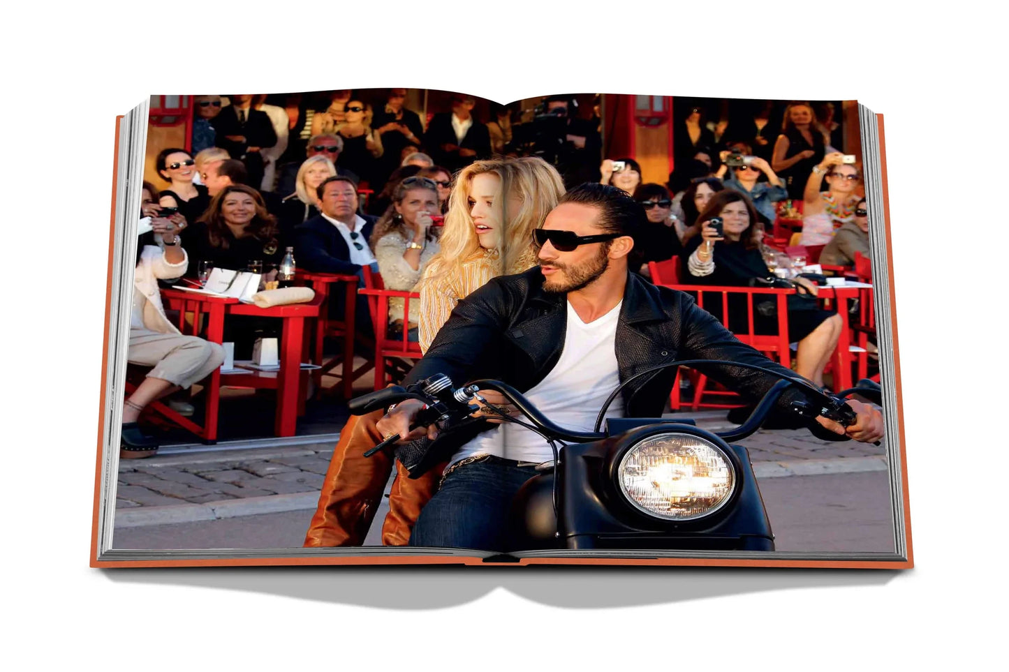 LIVRO TRAVEL SERIES: ST. TROPEZ SOLEIL