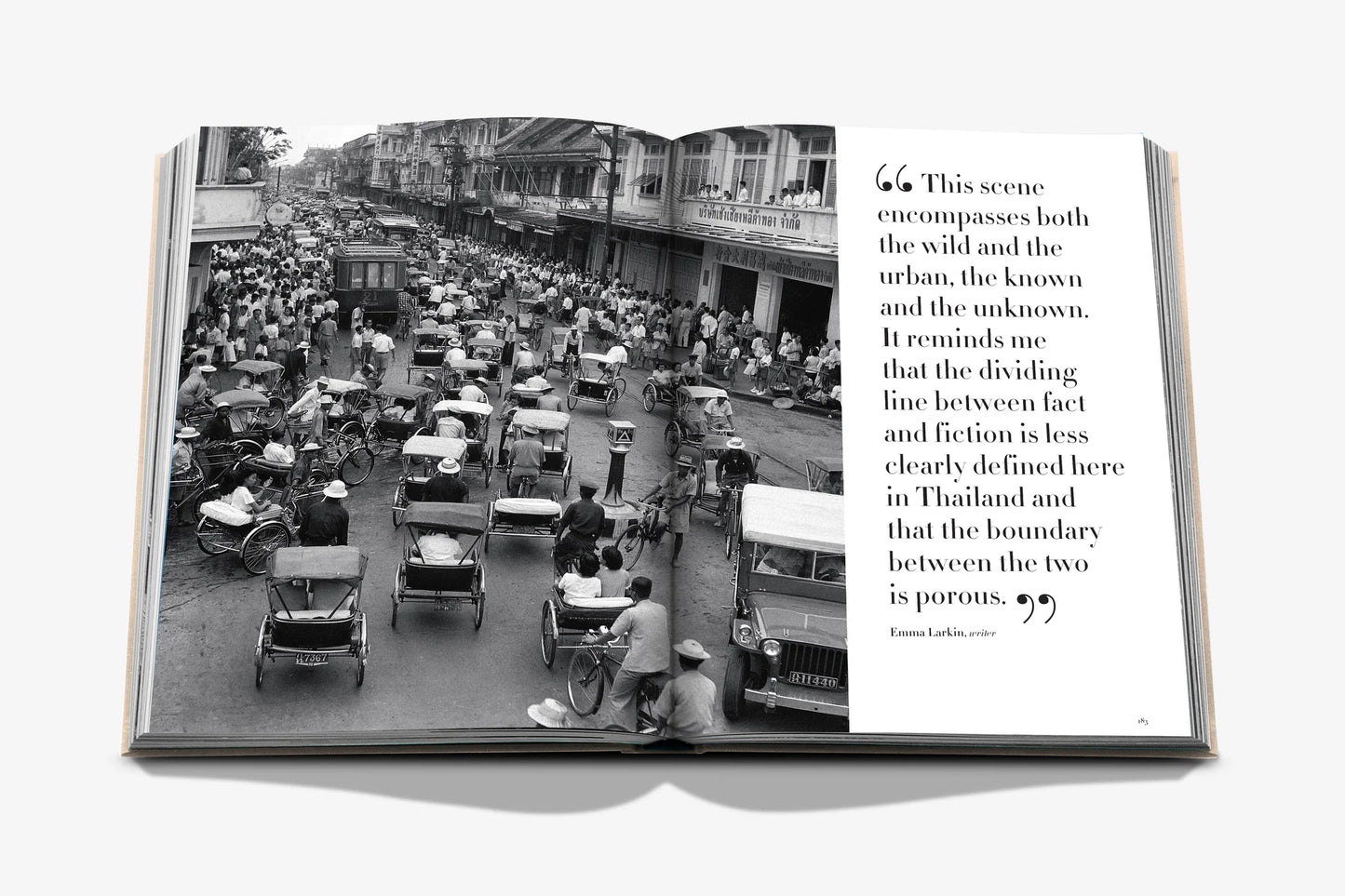LIVRO TRAVEL SERIES: BANGKOK SPIRIT