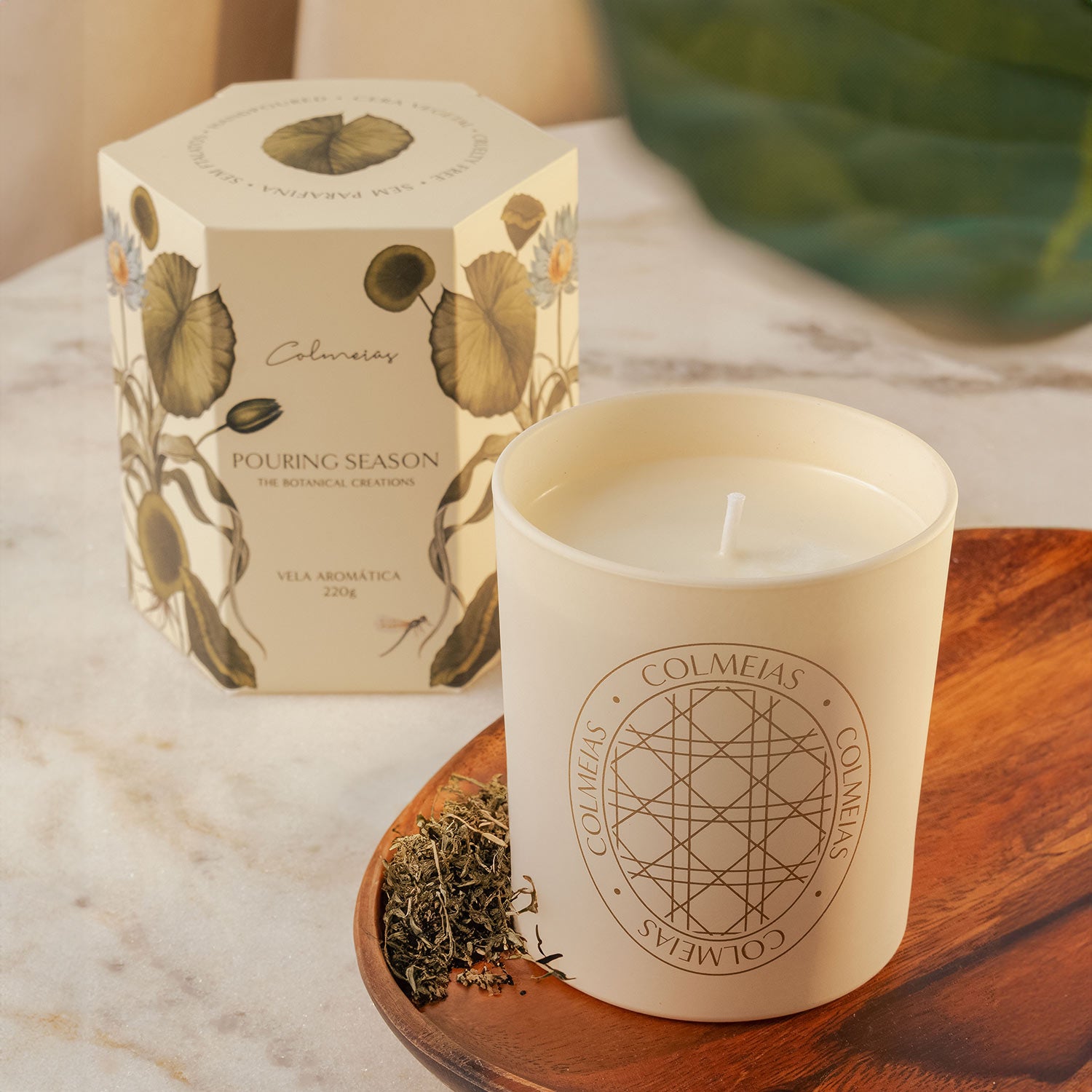VELA AROMÁTICA POURING SEASON
