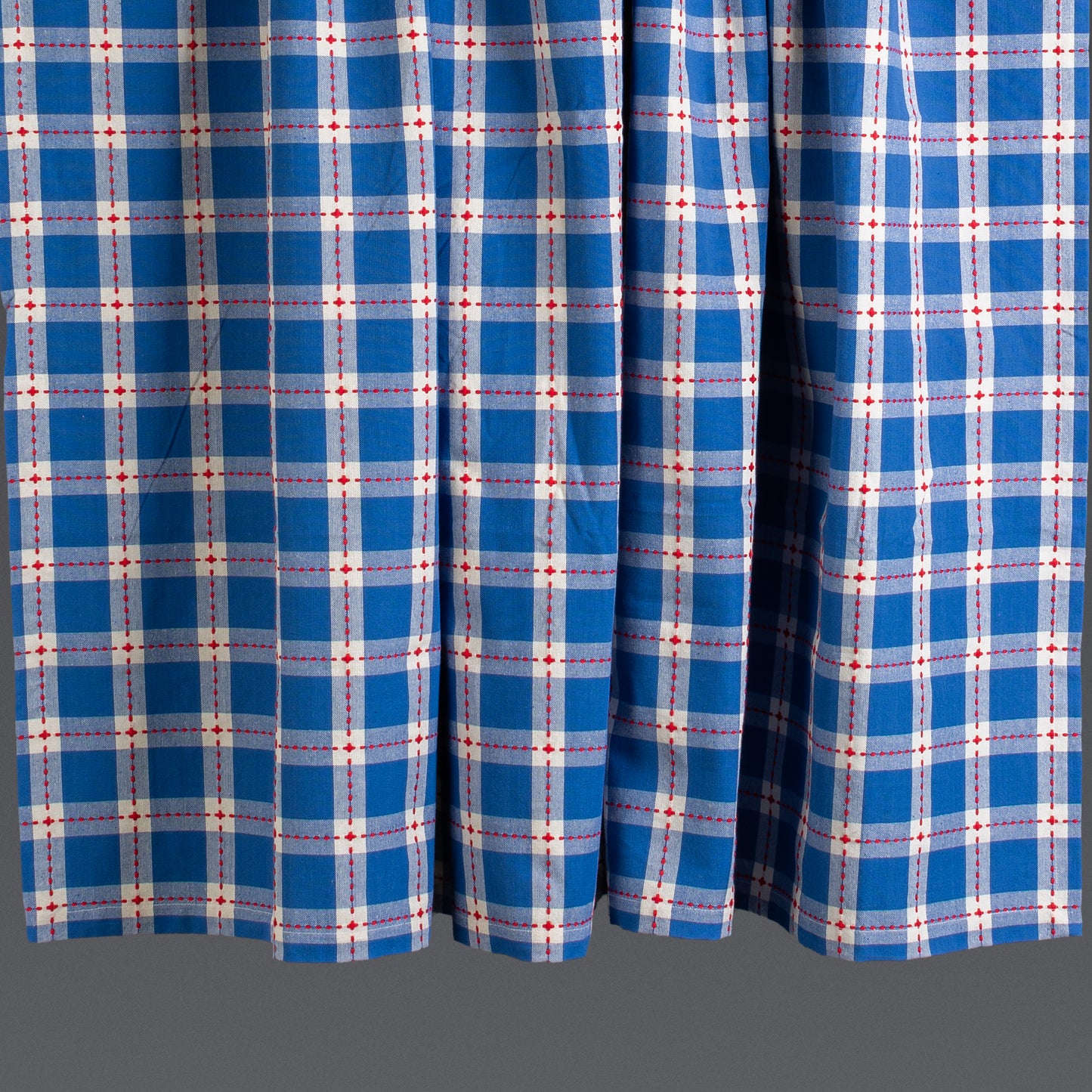 TOALHA DE MESA TURIN 1,80X1,80M