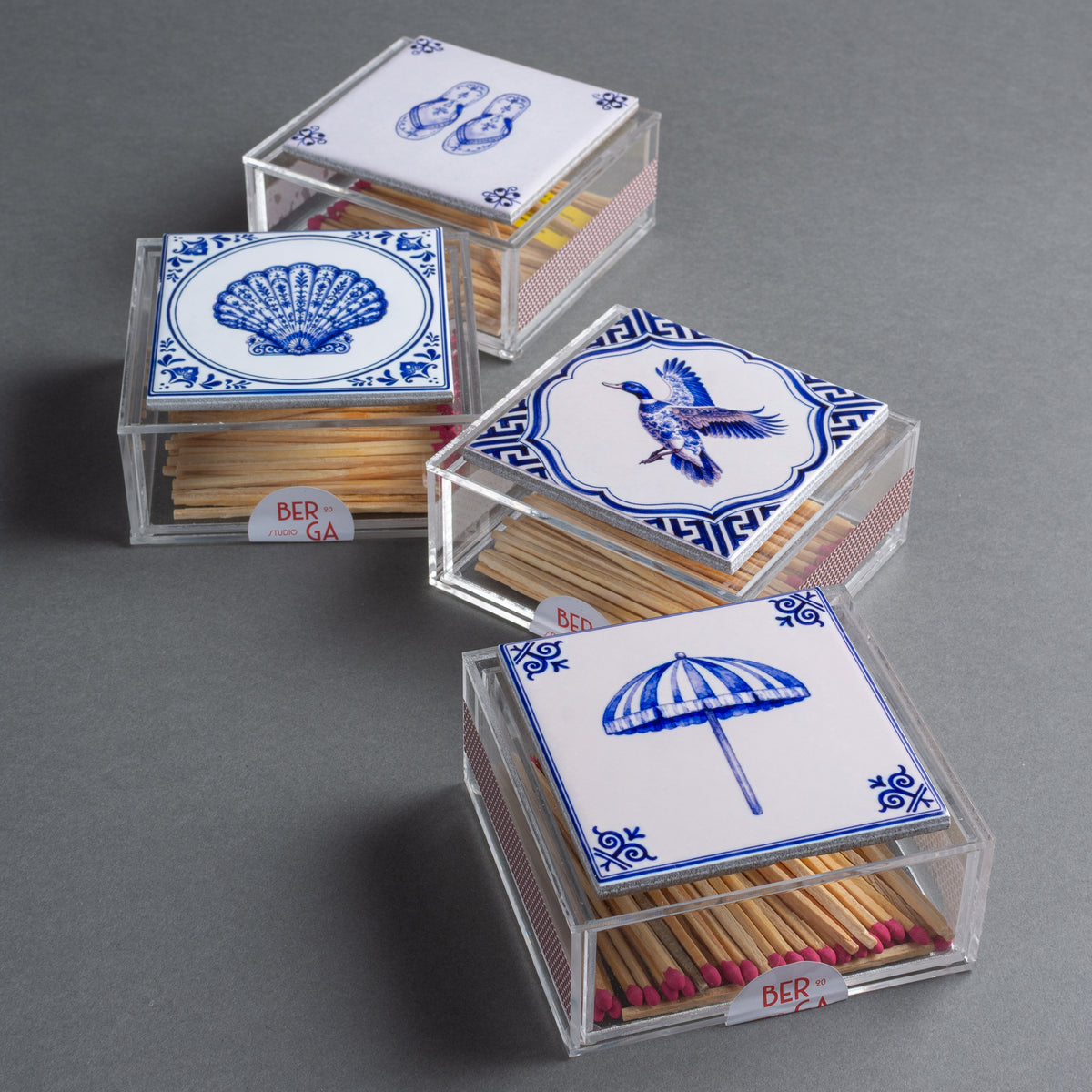 CAIXA DE FÓSFORO ACRILICO  - PATO BLU