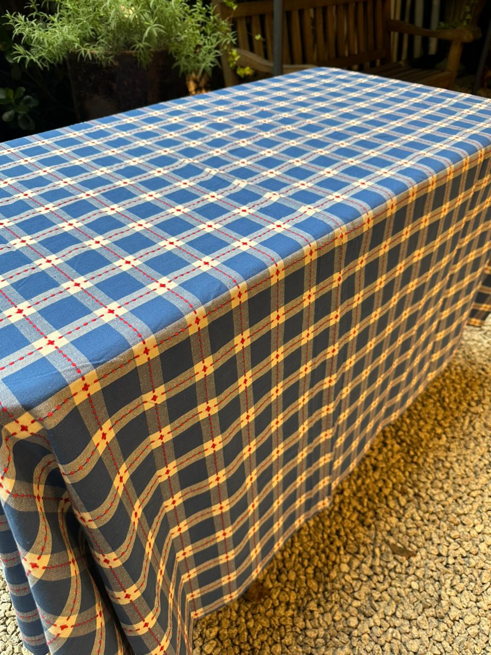 TOALHA DE MESA TURIN 1,80X1,80M