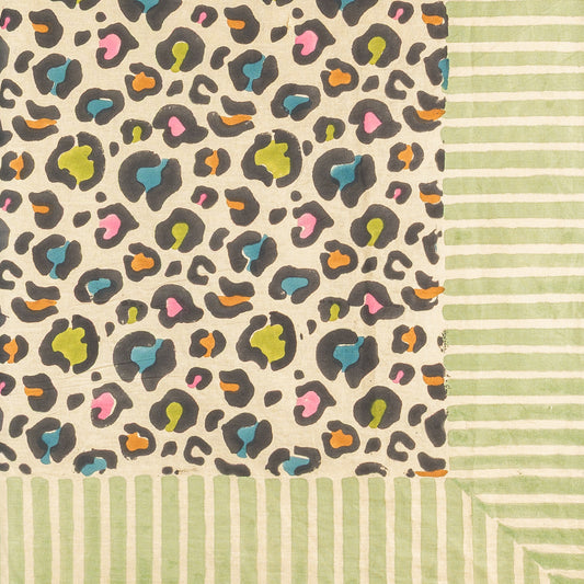 TOALHA DE MESA LEOPARDO COLORE