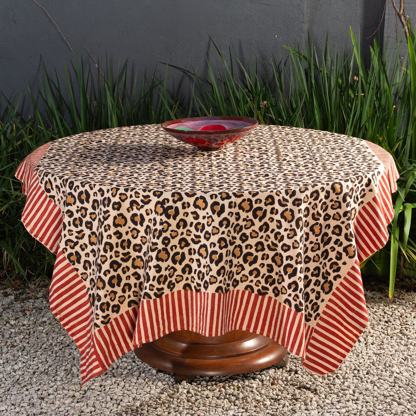 TOALHA DE MESA LEOPARDO