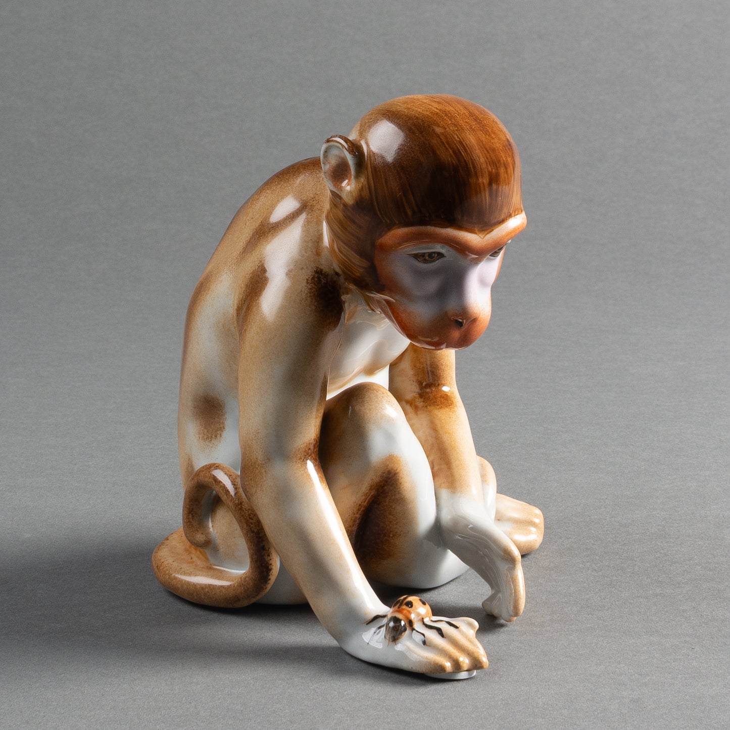 ESCULTURA MACACO NGORONGORO