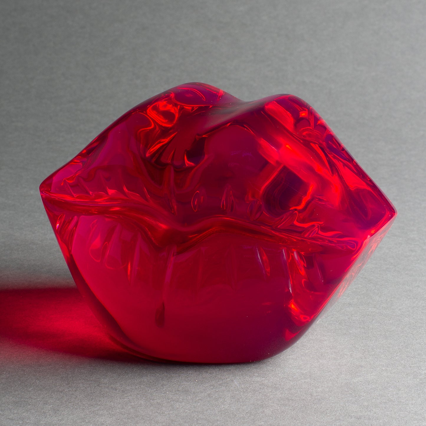 ESCULTURA BACIO ROSA