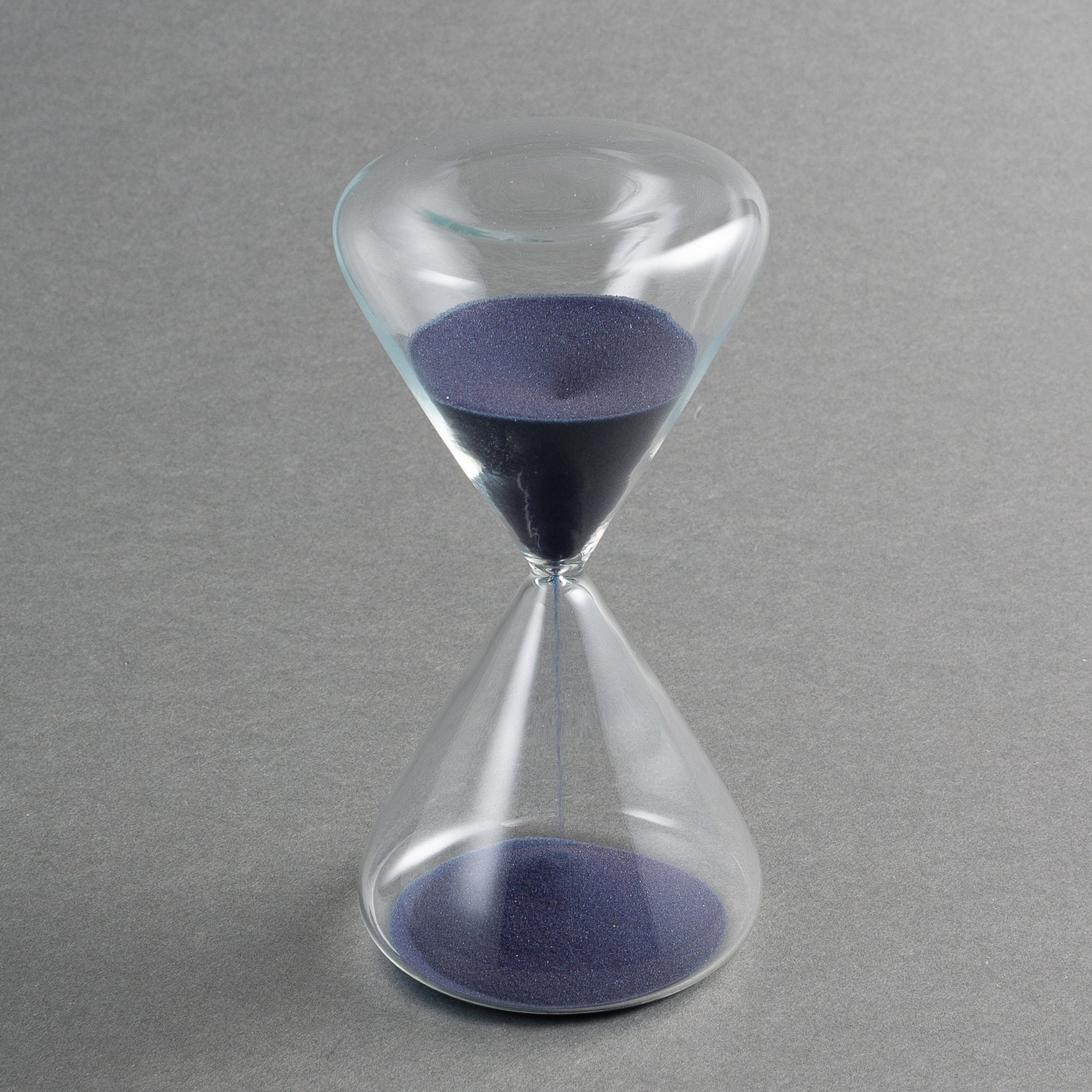 ESCULTURA AMPULHETA AREIA AZUL