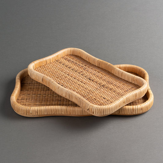 BANDEJA EM MADEIRA E FIBRA RATTAN NATURAL M