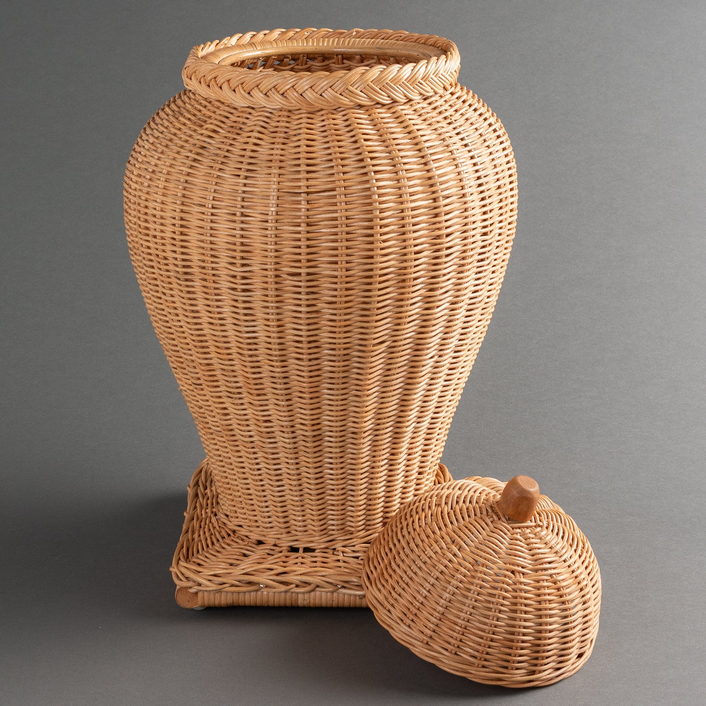POTICHE  RATTAN